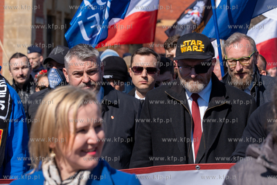 Gdańsk. Marsz "Polska za pokojem" zorganizowany przez...