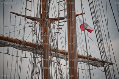 Gdansk. Zacumowane do nabrzeza Motlawy jachty uczestniczace...