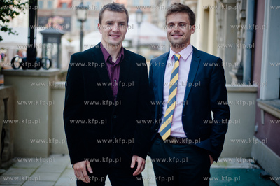 Gdansk. Florecisci Radoslaw Glonek i Pawel Kawiecki...