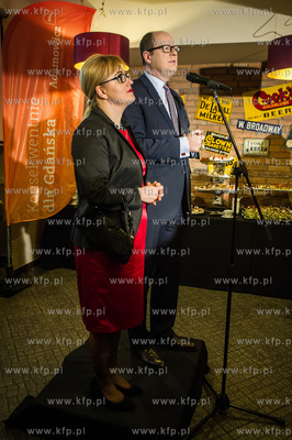 Gdansk. Oliwa. Restauracja Classic. Druga tura wyborow...