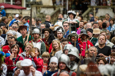 Gdansk. Swieto Miasta.  Parada Gdansczan - Wiwat Gdansk....