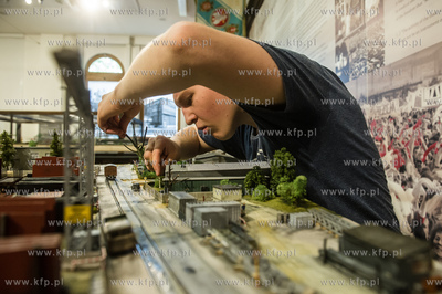 Montaż dioramy w historycznej Sali BHP Stoczni Gdańskiej,...