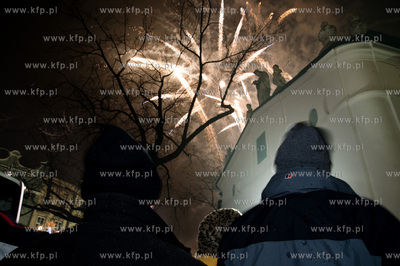 Sylwester 2009, Krakow. Zabawa Sylwestrowa na Rynku....