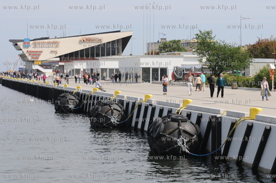 Zakonczono  I etap przebudowy Nabrzeza Pomorskiego...