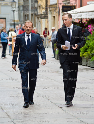 Gdansk. Ulica Dluga. Wizyta premiera Norwegii Jensa...