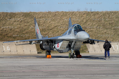 22 Baza Lotnictwa Taktycznego w Malborku.Trzy samoloty...