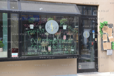 Wzorowo wprost do apelu by pozostac w domach podchodza...