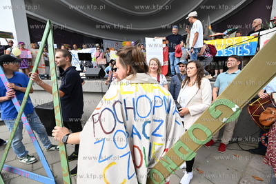 Marsz dla Zdrowia Psychicznego #poGodność i okazania...