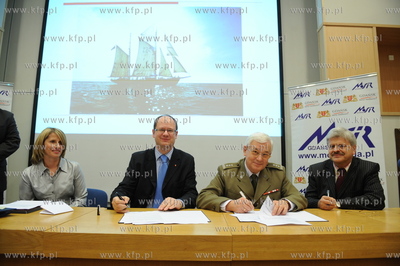 Miasto Gdańsk odkupiło żaglowiec General Zaruski....