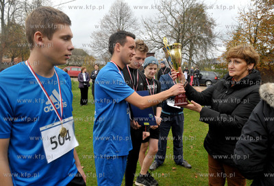 Sulmin (gmina Zukowo). Pierwszy Bieg Sztafetowy Firm...