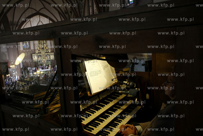 Gdansk. Kolegiata p.w. Najswietszego Serca Jezusowego....