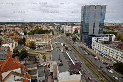 Budowa biurowca Neptun, realizowana przez amerykanska...