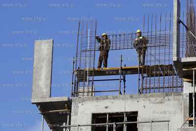 Budowa drugiego z wiezowcow Albatros Towers na gdanskim...