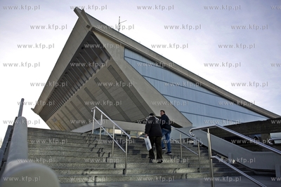 Hala Olivii po remoncie elewacji. 25.11.2016 fot. Krzysztof...