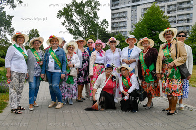 50. urodziny Zaspy. Parada mieszkańców w parku im....