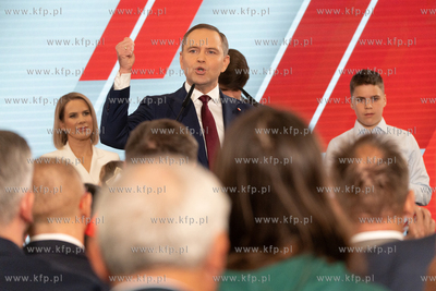 Gdańsk. Historyczna sala BHP. Wieczór wyborczy Karola...