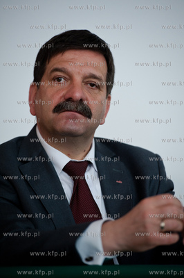 Gdansk. Sala BHP Stoczni Gdanskiej. Otwarte spotkania...