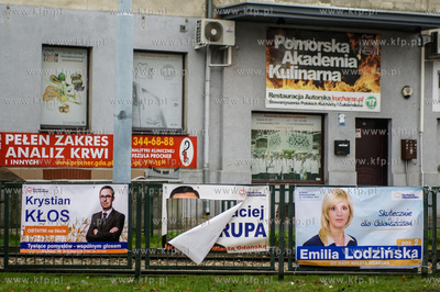 Gdansk Wrzeszcz. Kampania wyborcza do samorzadu. Plakaty...