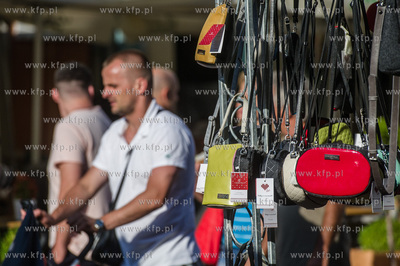 Gdansk. Dlugi Targ. DoMINIk designe - towarzyszacy...