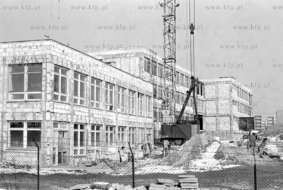Budowa szkoly SP! w Gdansku Pieckach Migowie nazywanych...