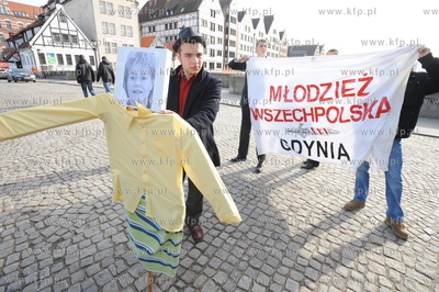 Gdansk. Ogolnopolska akcja happeningowa Ostateczne...