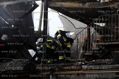 Kamien Pomorski/Zachodniopomorskie. Pozar hotelu socjalnego...