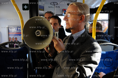 Gdynia. Przekazanie do uzytkowania nowych trolejbusow,...