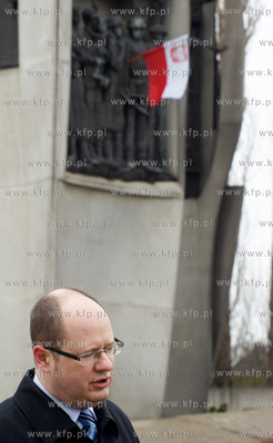 Gdansk. Zaloba po tragicznej smierci Prezydenta RP,...