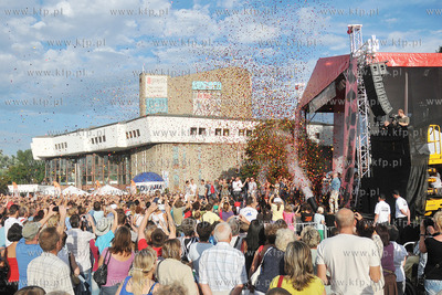 Gdynia. Plac Grunwaldzki. IV zlot fanow "M jak Milosc".
21.08.2010
fot....