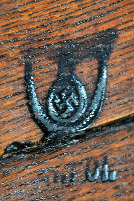 Fotel, ktory nalezal najprawdopodobniej do slynnej...