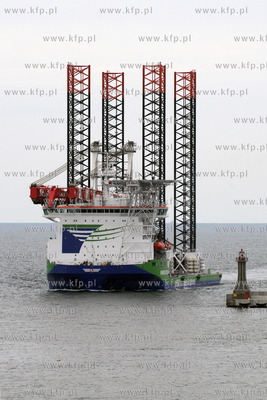 Zbudowany w Gdyni  przez Stocznie CRIST Innovation...