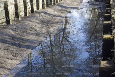 Ze wzgledu na prace konserwatorskie Elektrowni Wodnej...