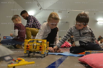 Budujemy Gdynie z LEGO! Muzeum Emigracji w Gdyni zaprosila...