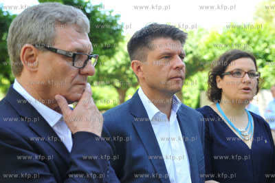 Sopot. Park Lecha i Marii Kaczynskich. Konferencja...