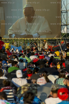 Młodzi z całego świata w sobotę, w przedostatni...