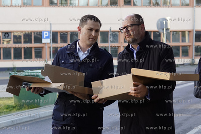 Paweł Adamowicz i kandydaci do rady miasta z komitetu...