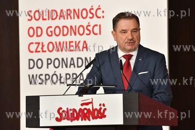 Gdańsk. Konferencja Solidarność od godności człowieka...