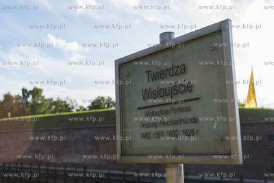 Wisłoujście - letnie święto muzyki elektronicznej...