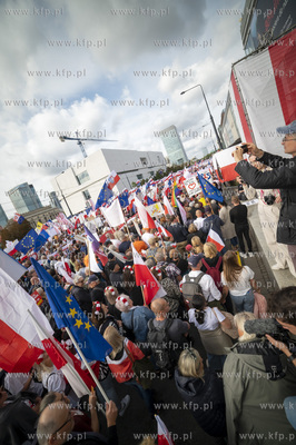 Warszawa. Marsz Miliona Serc. 01.10.2023 fot. Anna...