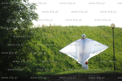 XIII edycja Festiwalu Teatrow Ulicznych FETA. Parada...