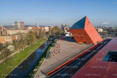 Gdansk, Muzeum II Wojny Swiatowej. 10.04.2017 fot....