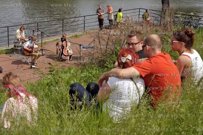 Streetwaves czyli artystyczna akcja miejska w Gdansku...