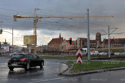 Gdansk. Budowa podziemnej linii kolejowej doprawadzaj...