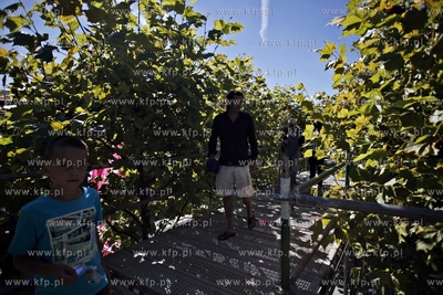 Sopot. Artloop Festival. Instalacje na Placu Przyjaciol...