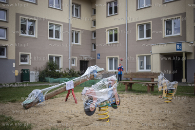 W celu zapobiegania i przeciwdziałania wirusa SARS-CoW-2...