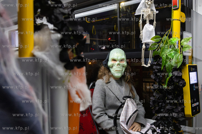 Gdńsk. Halloweenowy tramwaj. 31.10.2024 / fot. Anna...