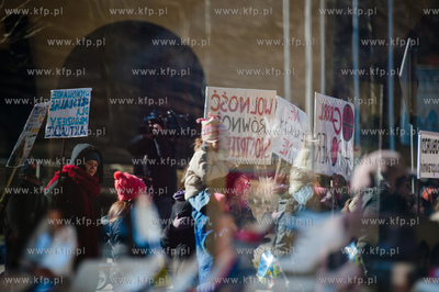 Gdynia. Trójmiejska Manifa 2012. Marsz zorganizowany...