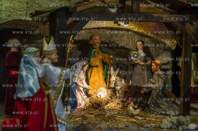 Gdansk. Ruchoma Szopka Bozonarodzeniowa w kosciele...