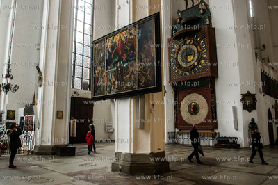 Gdansk. Bazylika Mariacka. Nowe miejsce ekspozycji...
