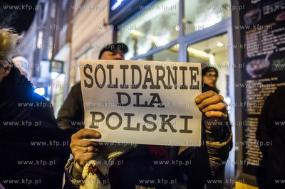 Gdynia. Pikieta Solidarnie dla Polski, zorganizowana...